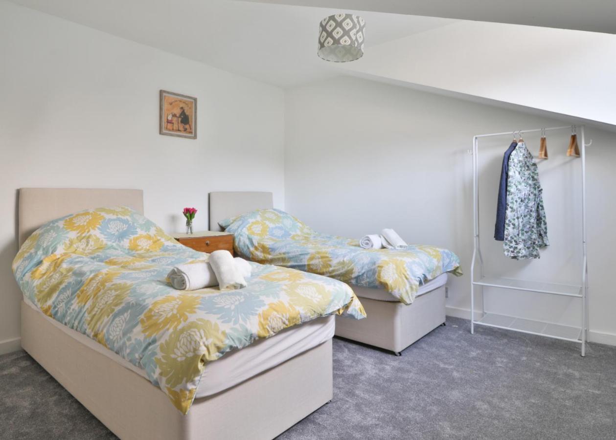 Rumney House Villa Cardiff Bagian luar foto