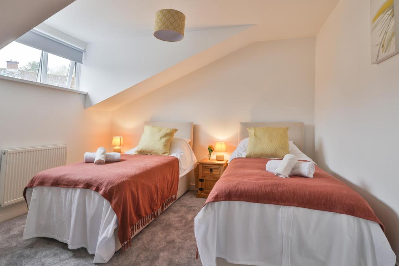 Rumney House Villa Cardiff Bagian luar foto