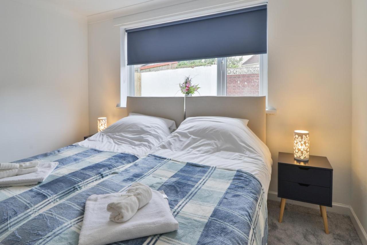 Rumney House Villa Cardiff Bagian luar foto