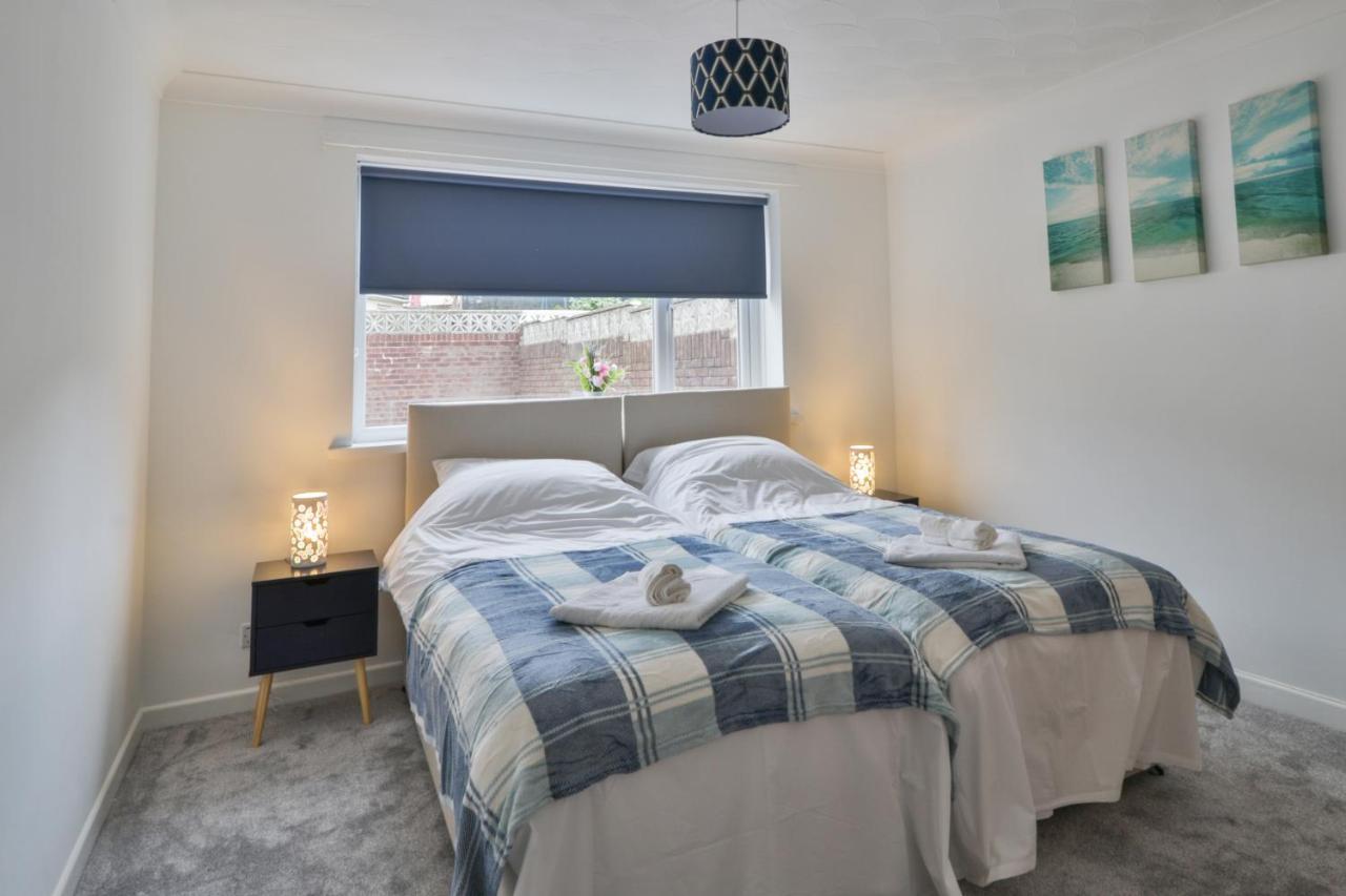 Rumney House Villa Cardiff Bagian luar foto