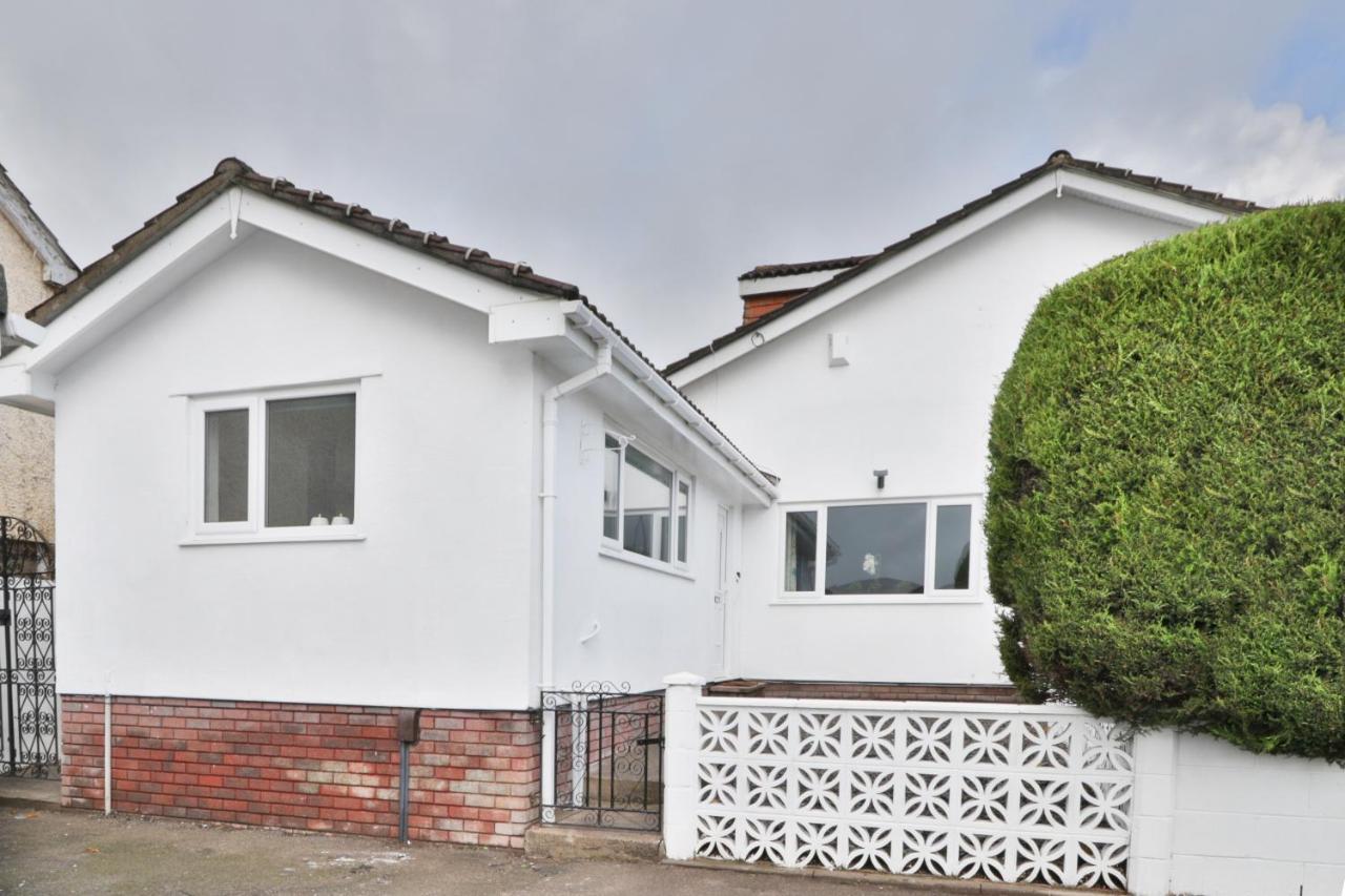 Rumney House Villa Cardiff Bagian luar foto